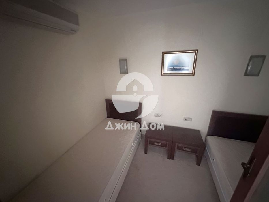 Продава се Тристаен апартамент в Поморие - 88 кв.м за 696 €/кв.м - Снимка #9