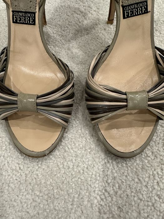 Дамски сандали с висок ток от естествена кожа на Ferre