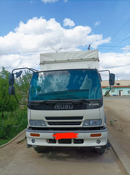 Isuzu 10 tonnalik sotiladi