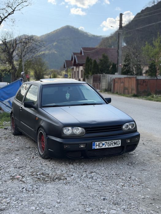 VOLKSWAGEN Golf 1995