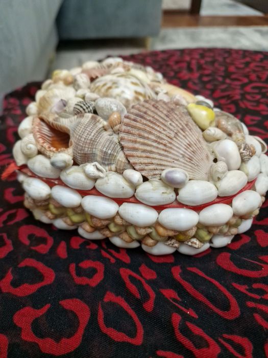 Шкатулка сердце из натуральных ракушек