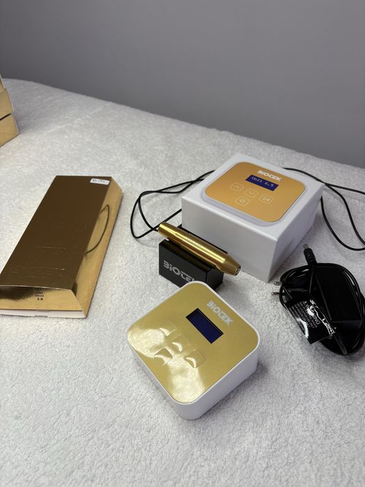 Vând aparat de micropigmentare Biotek Ingot Gold Edition