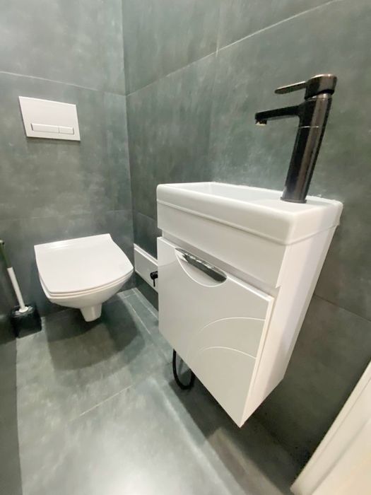 Продам трешку в ЦЕНТРЕ (Собственник)