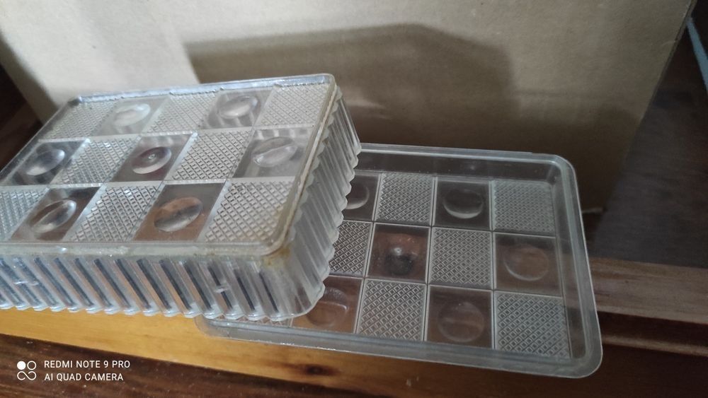 Солонки и бутылка времён СССР