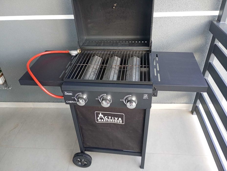 Vand Grill pe gaz