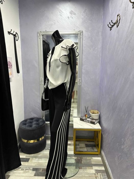 Продава се Магазин в София, Лозенец - 40 кв.м за 255 €/кв.м - Снимка #1