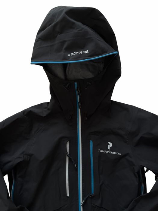 Peak Performance Gore-Tex Pro Black Light Дамско Якенце /XS/S/ Оригинал