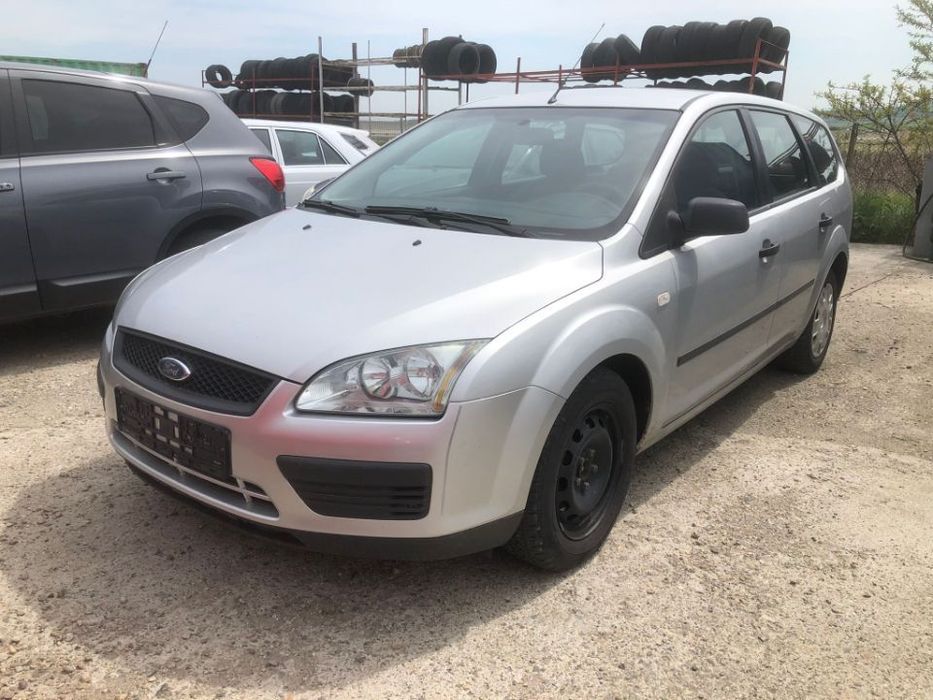 Dezmembrez piese Ford Focus 2