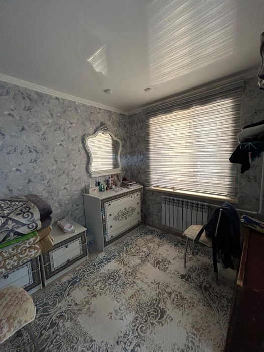 Продам двух комнатную квартиру