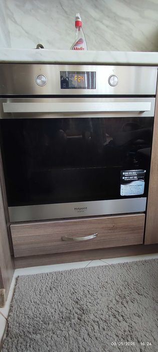 Фурна за вграждане Hotpoint