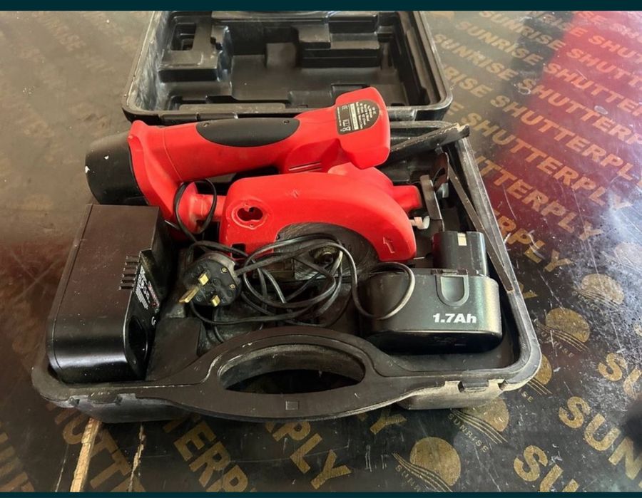 Циркуляр на батерии литиево йонни внос Англия