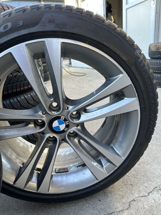 Vand jante pe 18 cu anvelope pirelli iarna 225-45-18