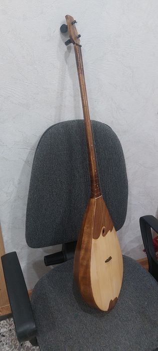 Продается домбыра