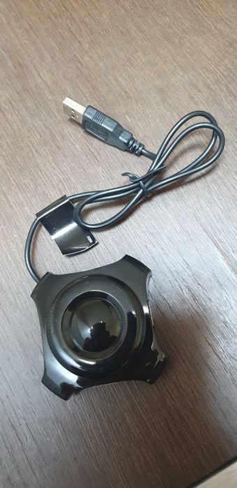 Încărcător prin usb cu 4