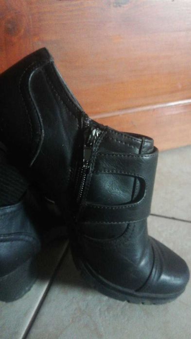 Дамски обувки от естествена кожа