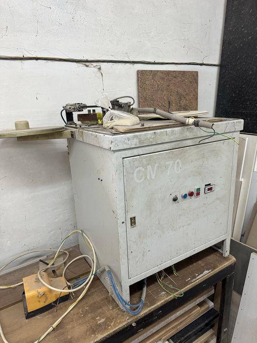 Станок кромкооблицовочный