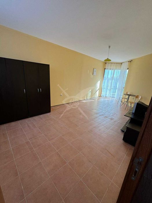 Продава се Тристаен апартамент в к.к. Слънчев бряг - 165 кв.м за 667 €/кв.м - Снимка #1