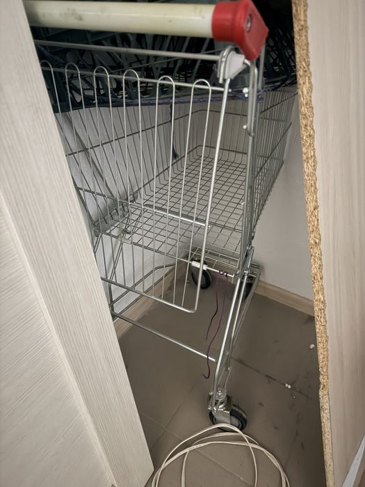 Продам тележку для супермаркета.