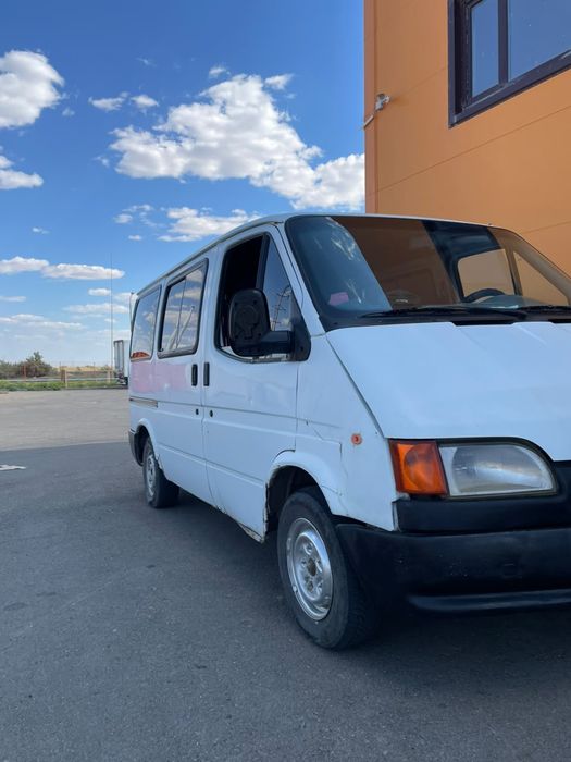 Продам Форд транзит 2.5 дизель