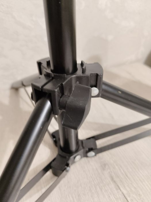 Штатив для телефона