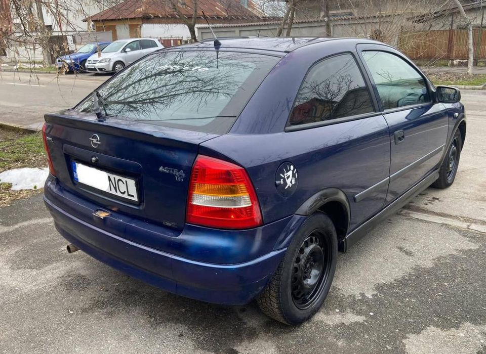 Vând sau schimb  opel asta g 1.6 8valve