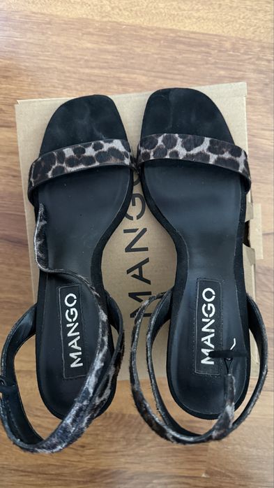 Басоножки Mango