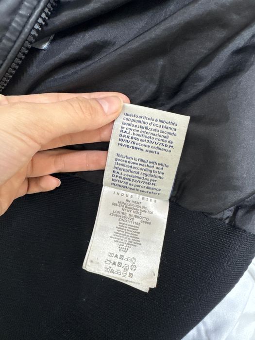 Moncler жилетка