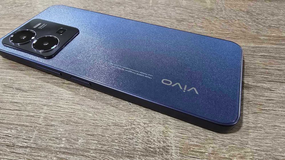 Смартфон Vivo Y35, 256GB, 8GB RAM, 4G