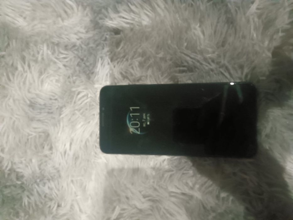 Продам телефон Huawel y92nova