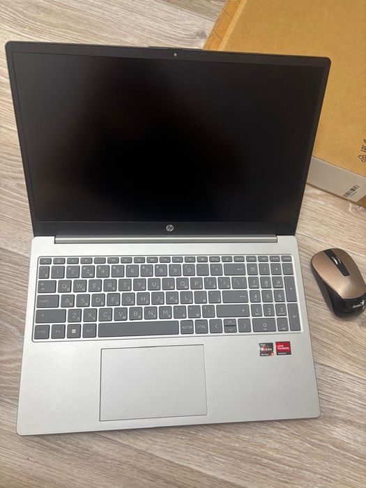 Ноутбук 200 000 теңге