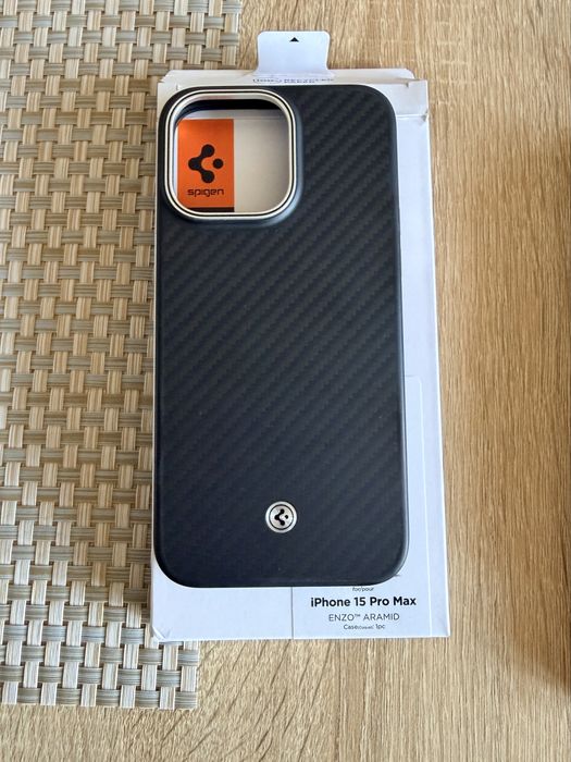 Vand husa spigen Enzo arahid Iphone 15 pro max