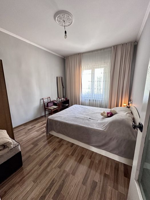 Продаётся 4/2/5.Миробадский район.ор-р супермаркет Магнит.