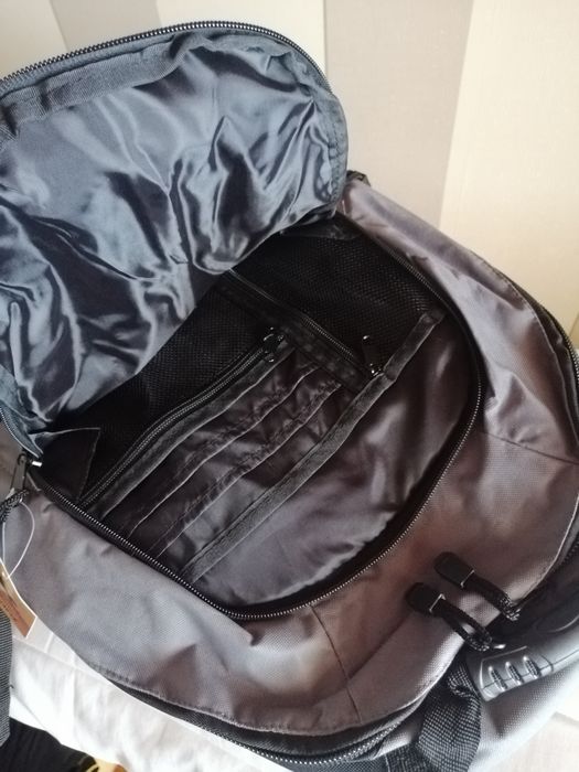 Раница, чанта LEOPARD.