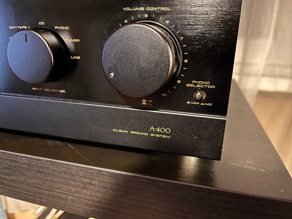 Линеен усилвател Pioneer A400