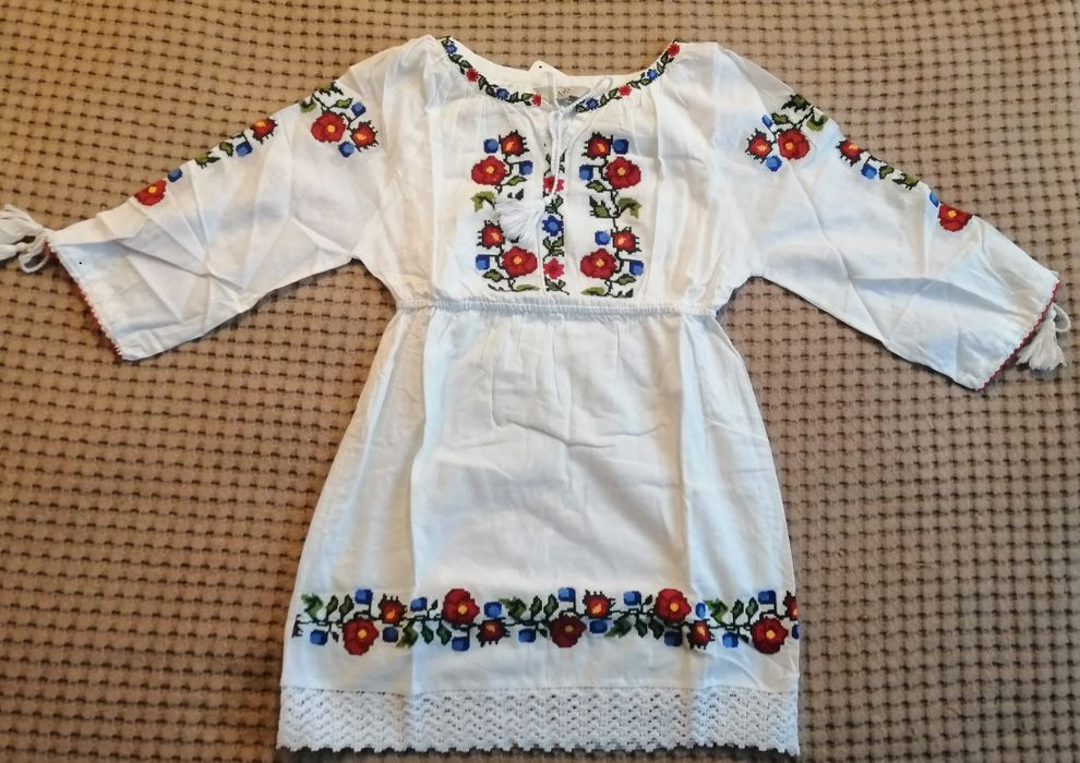 Rochița ie pt fetite