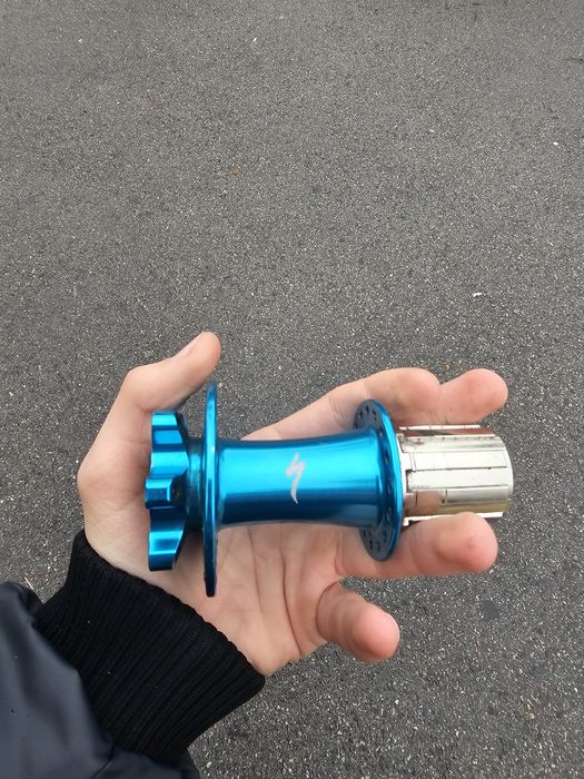 Продаю втулку specialized hi lo 2