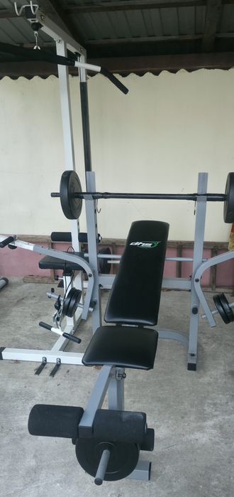 De vânzare scripete și bancă multifuncționale + 35 kilograme discuri