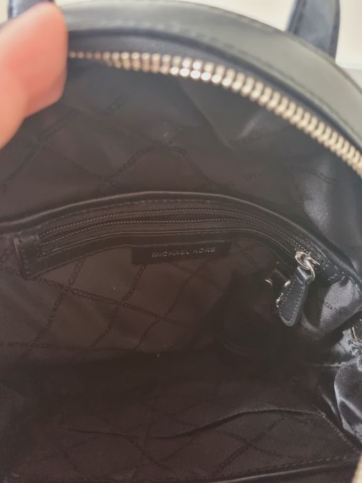 Vând ghiozdan MK original, ca nou