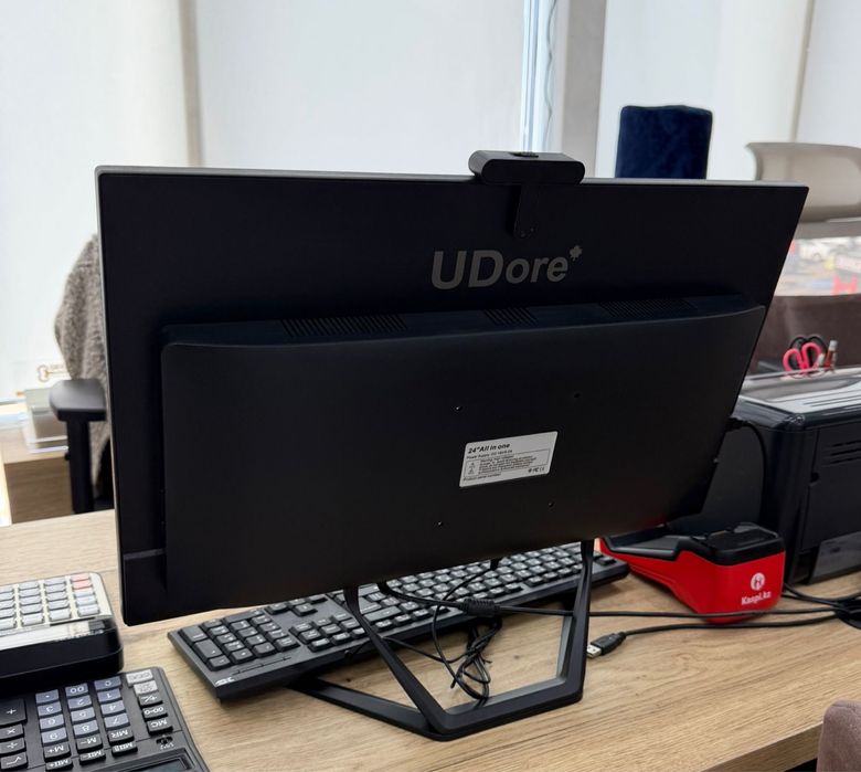 Продам моноблоки 2 шт Core i5