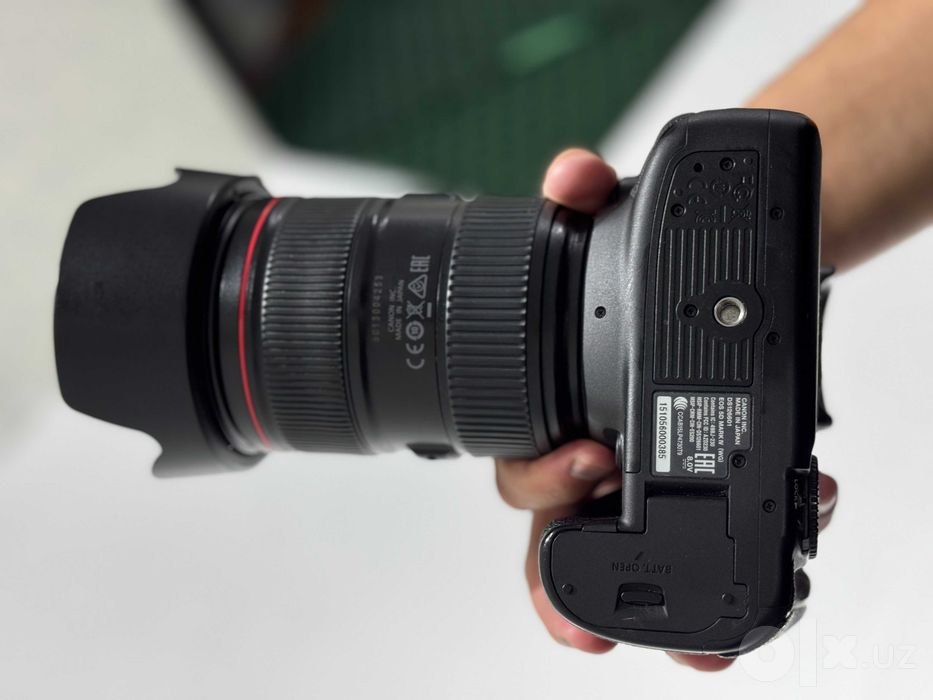 Canon EOS Mark IV
