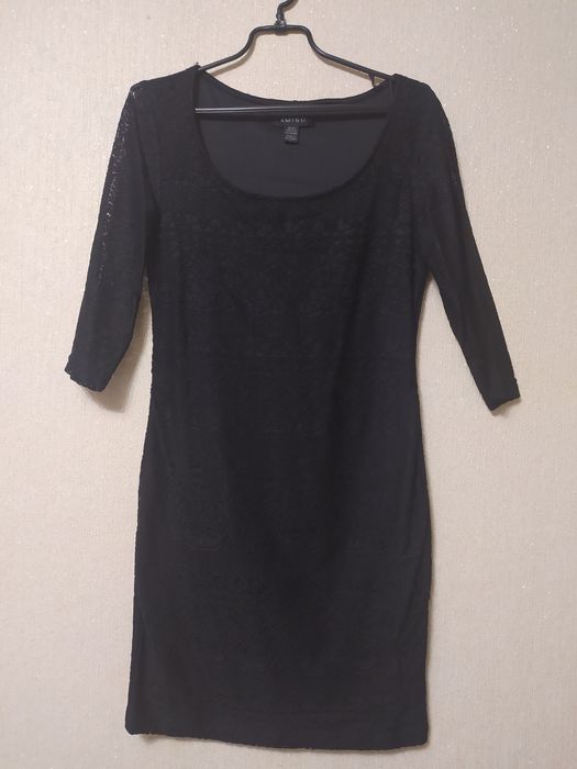 Платья 46 размер . Цена 4000 тенге .