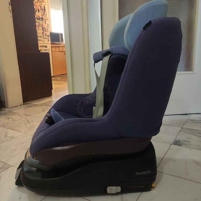 Столче за кола Pearl Maxi Cosi + база Isofix
