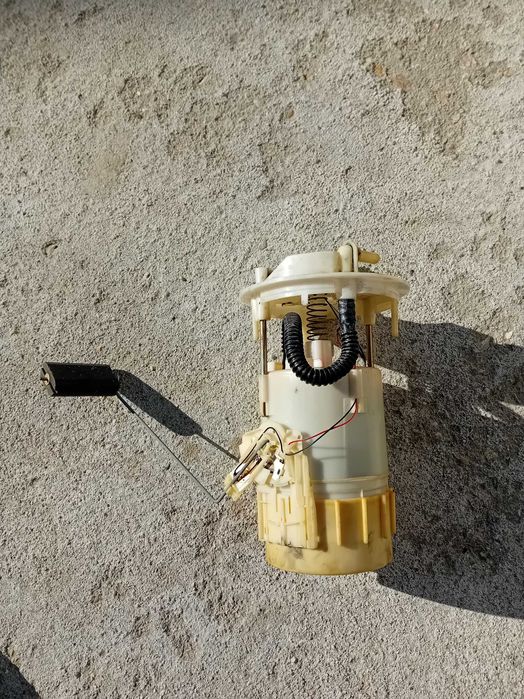 Бензинова помпа за Рено