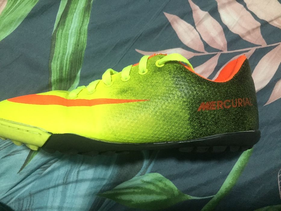 Сараканошки NIKE