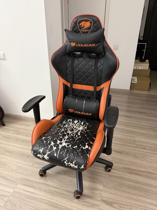 Игровое кресло Cougar