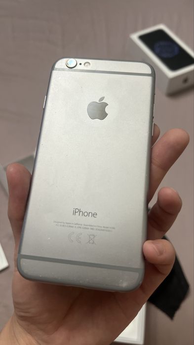 iPhone 6. В оригинальной коробке