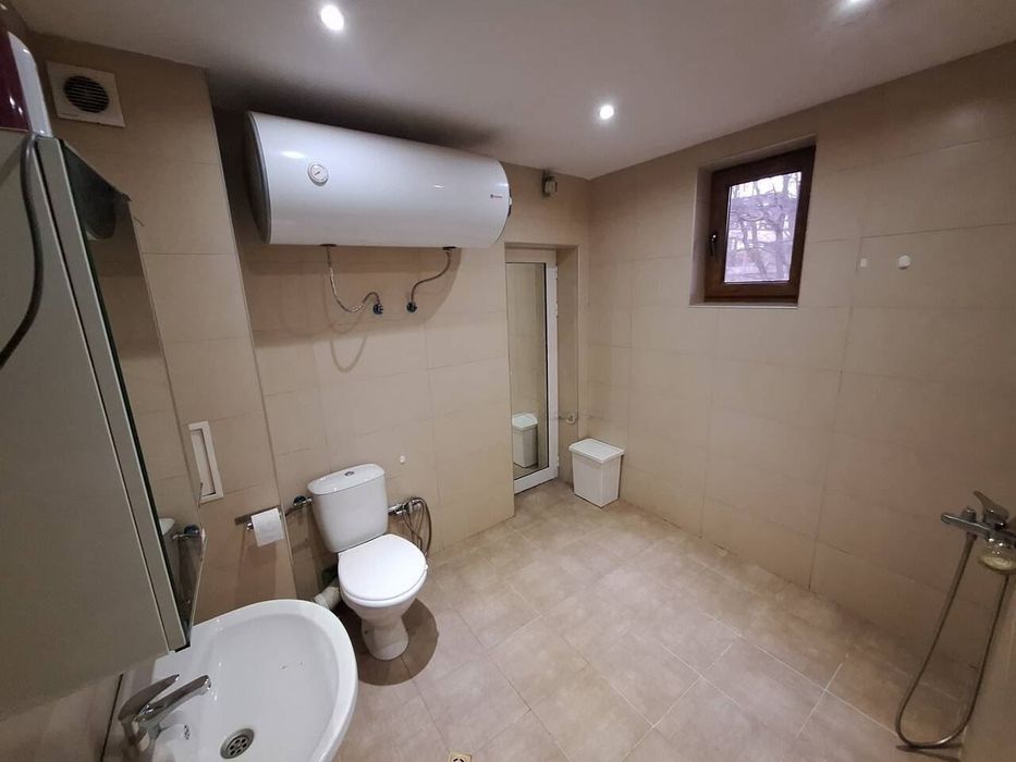 Дава се под наем Тристаен апартамент в София, Хладилника - 120 кв.м за 746.64 € - Снимка #9