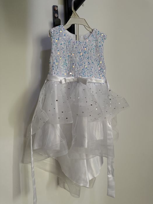 Нарядное платье для девочки 3-5 лет