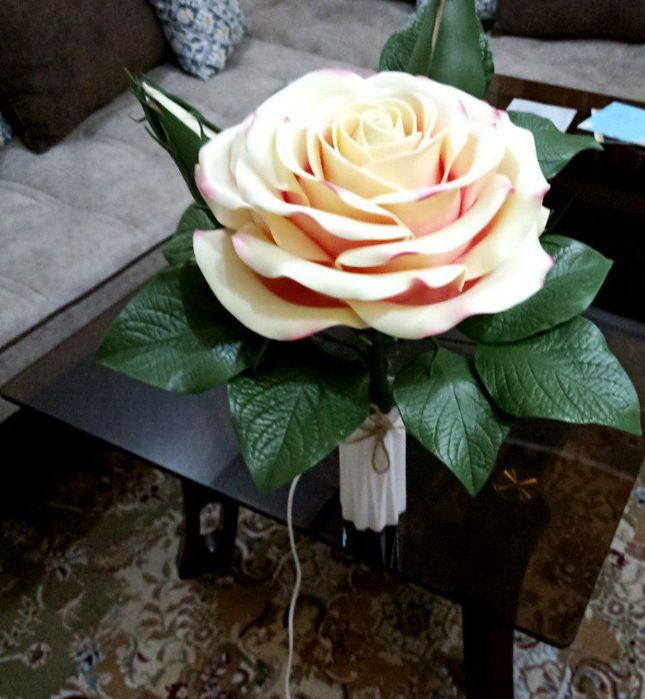 Цветы на заказ , есть  и  в наличии  отличный подарок