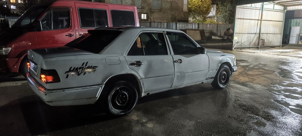 Mercedes Benz 124